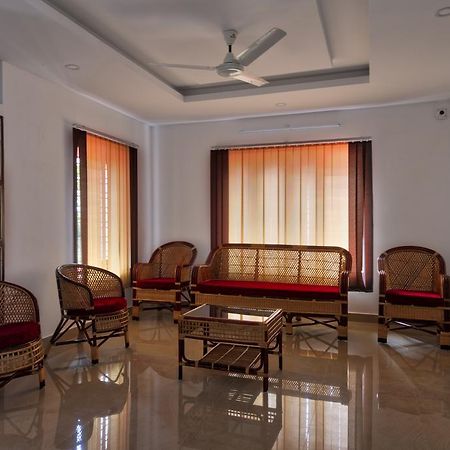 Rams Guest House Thiruvananthapuram Extérieur photo